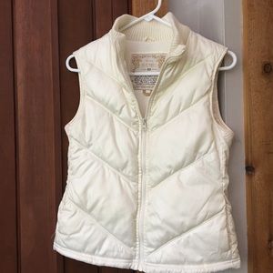 Old Navy White Puffer Vest